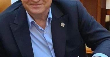 Stire din Politică-Administrație : Felix Stroe: "Uitați de probleme și de greutăți în aceste clipe magice"