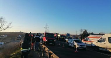 GALERIE FOTO - VIDEO / ACCIDENT RUTIER GRAV ÎN OVIDIU. Trei victime în stare gravă! - 5