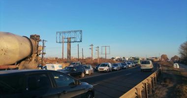 GALERIE FOTO - VIDEO / ACCIDENT RUTIER GRAV ÎN OVIDIU. Trei victime în stare gravă! - 3