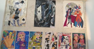 Stire din Cultură-Educație : GALERIE FOTO. ”Lumea magică a marionetelor”, expoziție găzduită de Teatrul ”Căluțul de mare”