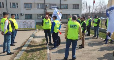 Revoltă la Poliția Mangalia! Se cere demisia șefului unității: „Ne amenință că am avea AMANTE!” - 3