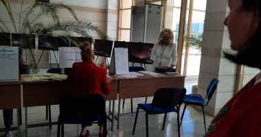 GALERIE FOTO. Prezență sub așteptări la Bursa Locurilor de Muncă din Constanța - 3
