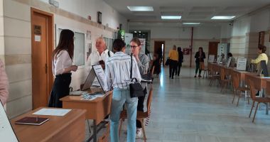 GALERIE FOTO. Prezență sub așteptări la Bursa Locurilor de Muncă din Constanța - 4