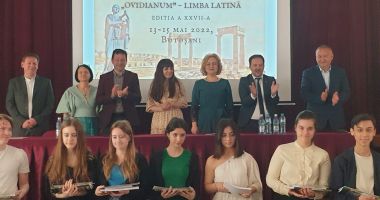 Stire din Cultură-Educație : Premii la competițiile naționale pentru elevii Liceului Teoretic „George Călinescu”