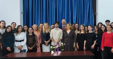 Ceremonie de premiere, la Colegiul Pedagogic, în prezența atașatului Ambasadei Spaniei din România - 2