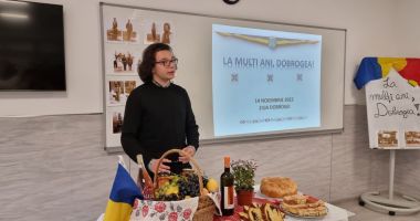 Stire din Cultură-Educație : Diversitatea etnică și culinară, pe pământ dobrogean, a creat atmosfera de sărbătoare în Liceul „George Călinescu”