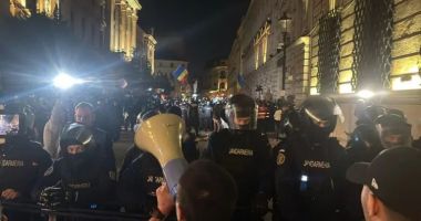 Stire din Actualitate : CNA solicită unei platforme online să elimine materiale care instigă la violenţă împotriva membrilor BEC