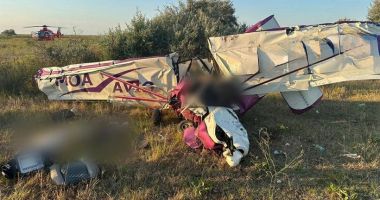Stire din Social : Planor prăbușit la Gura Portiței. Două persoane aflate la bord au murit