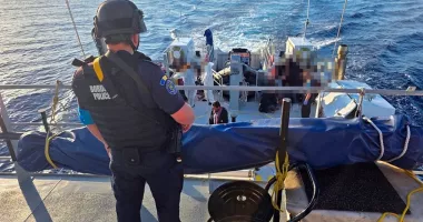 Polițiștii de frontieră români, în prima linie pe Marea Mediterană. Sute de oameni salvați