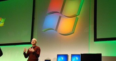 Stire din Economie : Iată cu cât se va vinde noul sistem de operare, WINDOWS 8