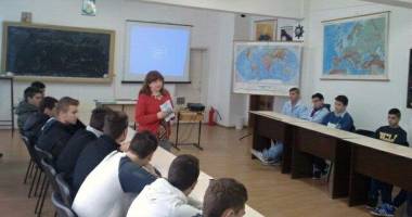Stire din Cultură-Educație : Workshop de autocunoaștere la Universitatea "Andrei Șaguna"