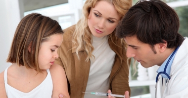 Stire din Sănătate : Aflați adevărul despre vaccinuri de la medici, nu de pe internet