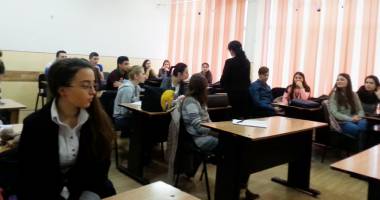 Stire din Cultură-Educație : "Dezvoltă-ți încrederea în tine!" - un nou workshop șagunist
