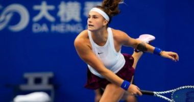 Stire din Sport : Kiki Bertens a învins liderul mondial Ashleigh Barty, la Turneul Campioanelor