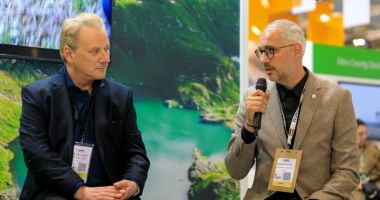 Stire din Social : Stațiunea Mamaia merge la Londra! Poveștile litoralului românesc ajung pe Tamisa