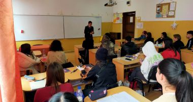 Stire din Eveniment : Acțiuni de prevenire a abandonului școlar, la Medgidia