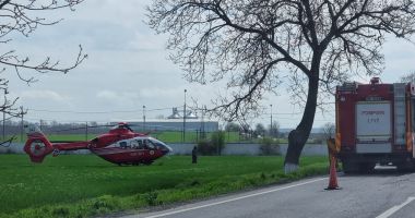 Stire din Eveniment : TRAGEDIE la Castelu: A MURIT o femeie, în trafic! A intervenit elicopterul SMURD