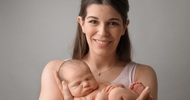 Stire din Social : Plata alocației de stat pentru copii se face și dacă ați depus dosarul mai târziu