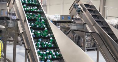Stire din Social : Două milioane de ambalaje au fost returnate de consumatori, luna trecută