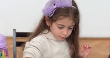 Stire din Cultură-Educație : Atelier artistic pentru copii. Cei mici au „călătorit” în lumea animalului lor spiritual