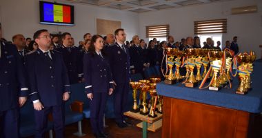 Stire din Eveniment : Avansări în grad la IPJ Constanța, de Ziua Poliției