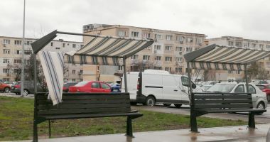 Minor prins după ce a vandalizat băncile de lângă Şcoala nr. 36