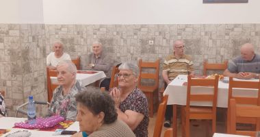 Stire din Social : Beneficiarii Căminului de bătrâni, informați despre afecțiunile respiratorii