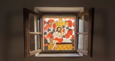 Stire din Cultură-Educație : Vernisaj de icoane la Biblioteca Județeană. Lucrări semnate de Jenny și Bogdan Ciobanu
