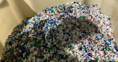 Stire din Social : Constănţenii sunt aşteptaţi la o acţiune de colectare a capacelor de plastic, în Piaţa Ovidiu