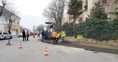Stire din Social : Atenție, șoferi! Se reabilitează carosabilul pe strada Mihai Eminescu