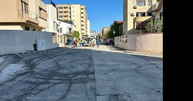 Stire din Social : Continuă lucrările de reabilitare a carosabilului în cartierul Tomis Plus
