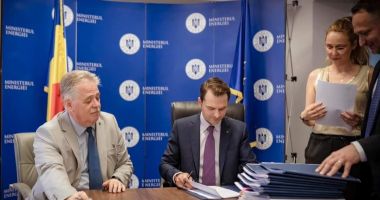 Stire din Cultură-Educație : Universitatea ”Ovidius” va avea propria centrală fotovoltaică, prin care va produce energie verde