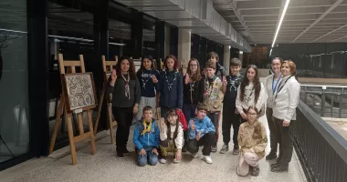 Stire din Cultură-Educație : Tinerii cercetași au pătruns în aventura mozaicului romano-bizantin