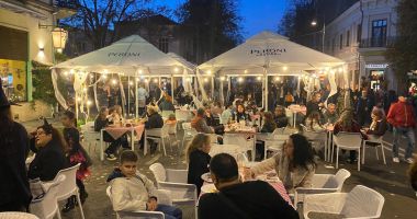Stire din Cultură-Educație : Constanța Coffee Break continuă! Lăsați mașinile acasă și redescoperiți-vă orașul