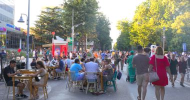 Stire din Social : Constanța Coffee Break continuă și în luna septembrie