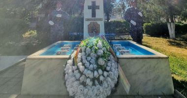 Stire din Eveniment : Eroii decedați în urmă cu 14 ani în accidentul aviatic de la Tuzla au fost comemorați