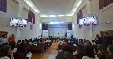Stire din Cultură-Educație : Mențiuni speciale pentru doi mirciști la Concursul ”Raluca Ripan”