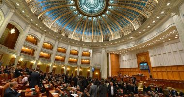 Stire din Politică-Administrație : Deputații și-au dat girul pentru constituirea consorţiilor administrative