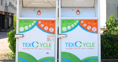 Stire din Social : Constănțenii pot recicla gratuit haine și textile uzate. Unde au fost amplasate containerele speciale