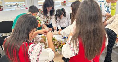 Stire din Social : Magia toamnei la Centrul „Delfinul“. Copiii au transformat o zi obișnuită într-o poveste colorată