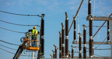 Stire din Social : Zeci de străzi rămân marţi fără curent electric. Ce zone vor fi afectate