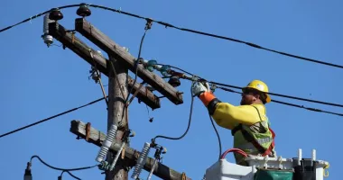 Stire din Social : Întreruperi de curent anunțate pentru 2 februarie. Ce zone vor fi afectate