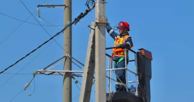 Stire din Social : Întreruperi de curent în Constanța. Ce localități sunt afectate de lucrările la rețeaua electrică