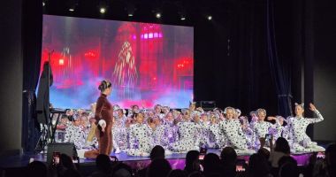 Stire din Cultură-Educație : Spectacolul „101 Dalmațieni“ a adus magia „Disney“ pe scena Clubului SNC din Constanța