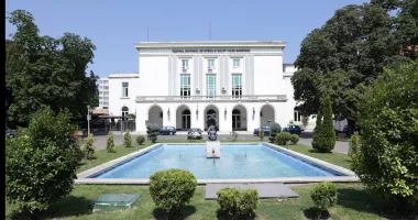 Stire din Social : Reabilitare majoră la Teatrul „Oleg Danovski“. Spectacolele continuă în locații alternative