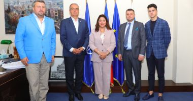 Stire din Politică-Administrație : Edilul Vergil Chițac a avut oaspeți de seamă din India