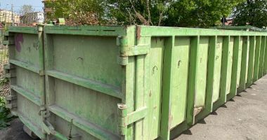 Stire din Social : Mare atenție unde abandonați deșeurile voluminoase! Depozitați-le în benele de culoare verde!