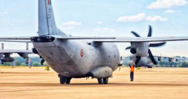 Stire din Eveniment : Detașament de pompieri români, transportat de Forțele Aeriene Române în insula Corsica