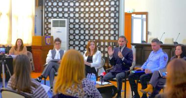 Stire din Politică-Administrație : Constănțenii sunt așteptați să dezbată reglementarea activităților comerciale în municipiu