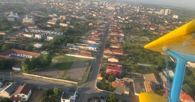 Stire din Social : Dezinsecție aeriană pentru combaterea insectelor, în municipiul Constanţa